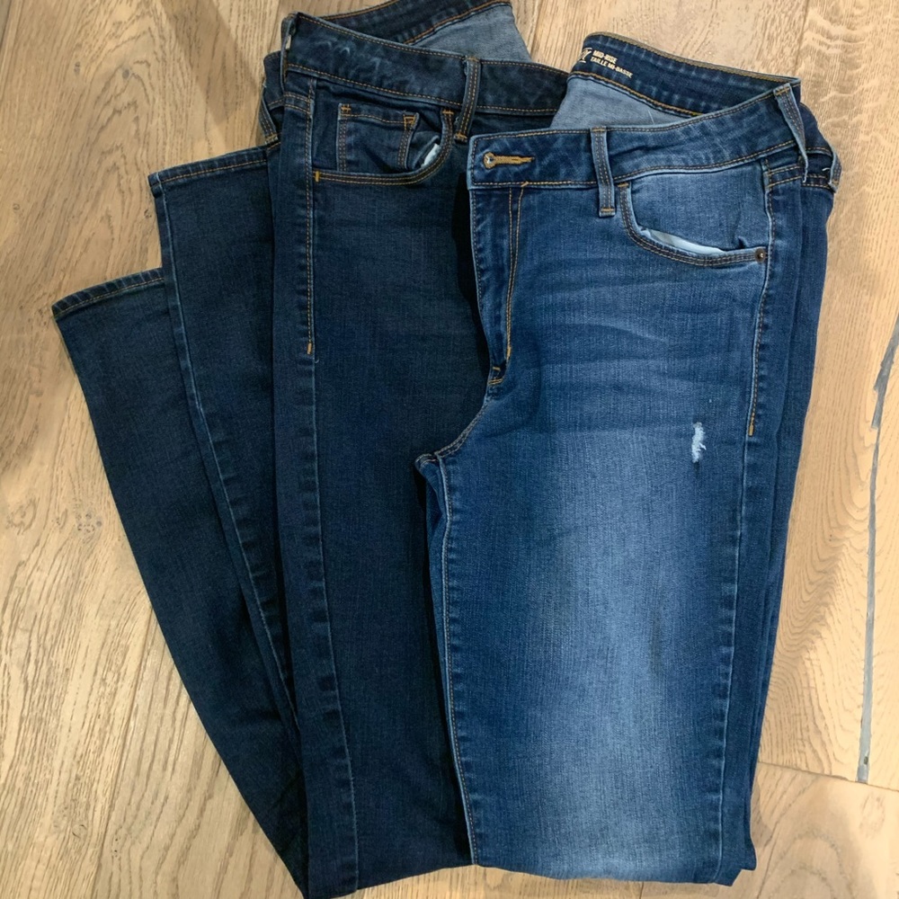 Set of 2 Old Navy Rockstar Jeans - 10 Tall